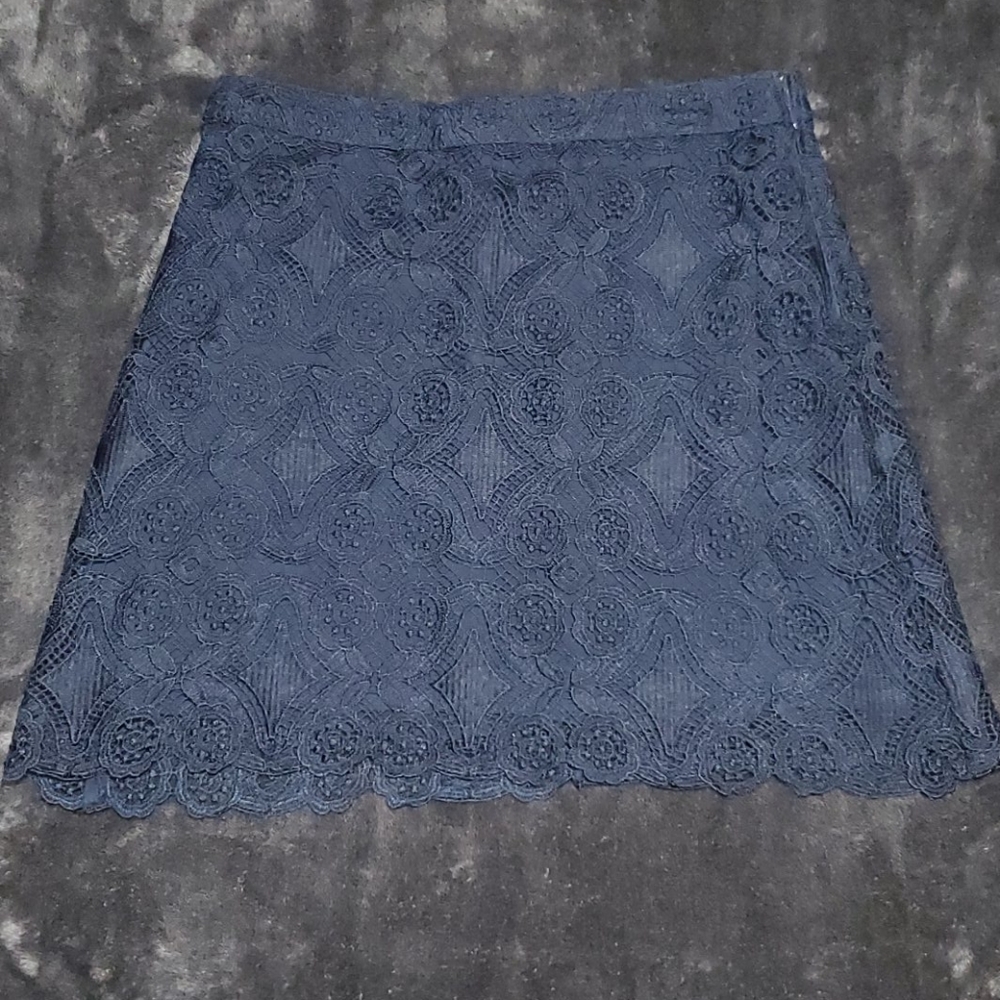 ⭐️NWT⭐️ Hollister Lace Midi Skirt